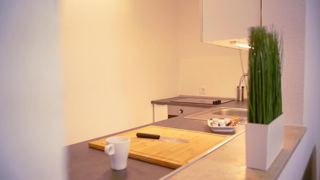 Appartement im Zentrum von Langenhagen mit NETFLIX und Tiefgarage Hannover Exterior foto
