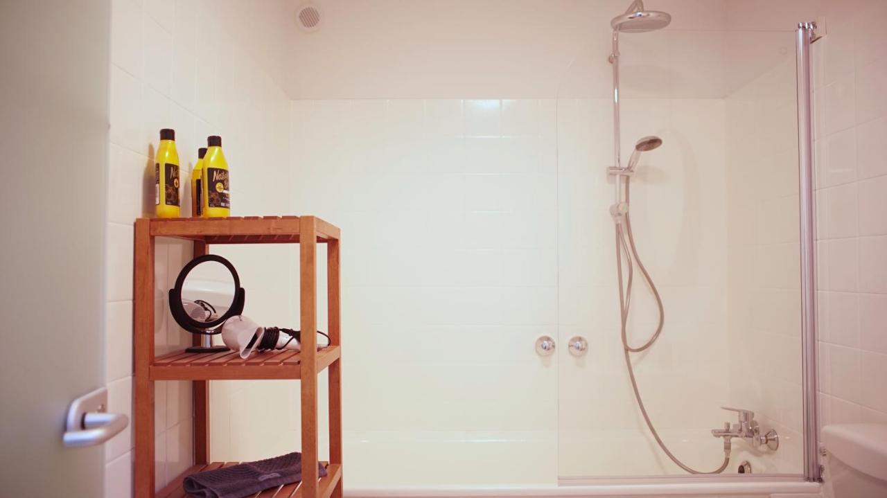 Appartement im Zentrum von Langenhagen mit NETFLIX und Tiefgarage Hannover Exterior foto